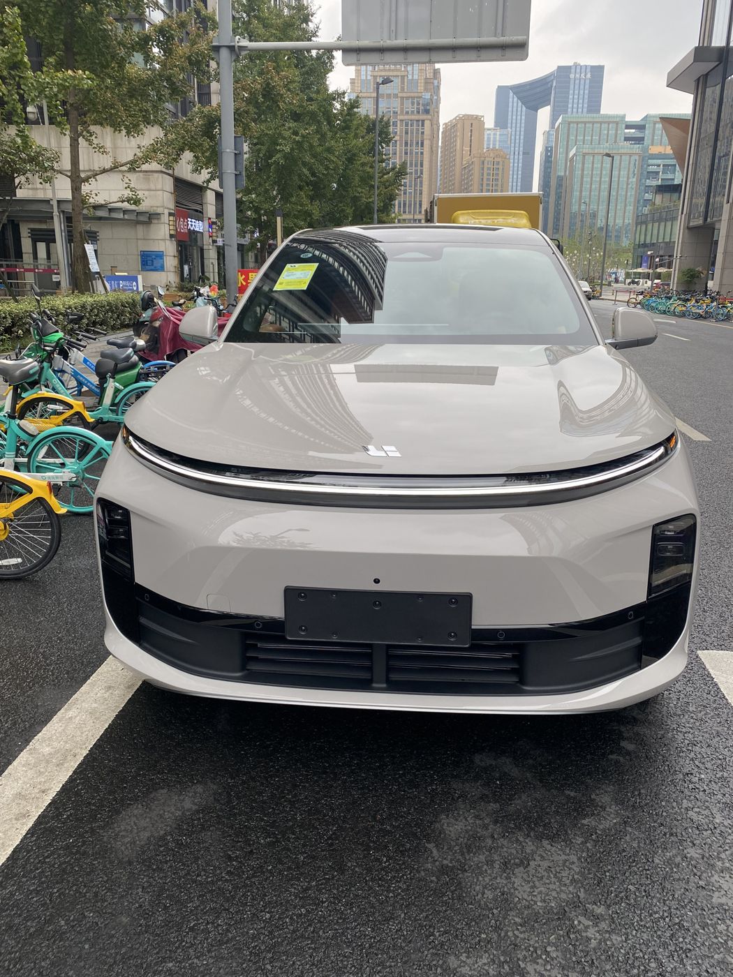 恒峰g22 MEGA 高压纯电 MPV